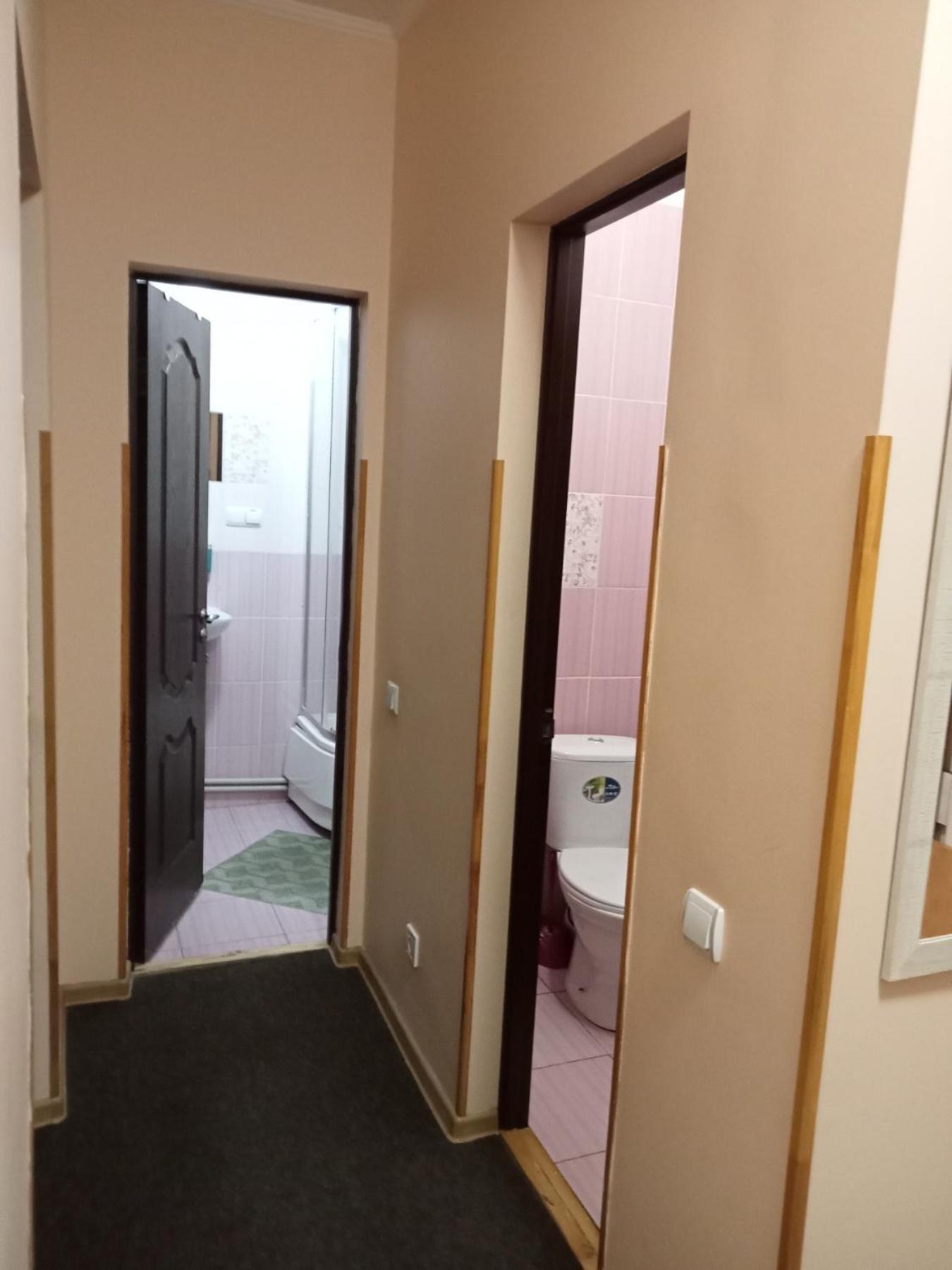 לבוב Hostel Iskra מראה חיצוני תמונה