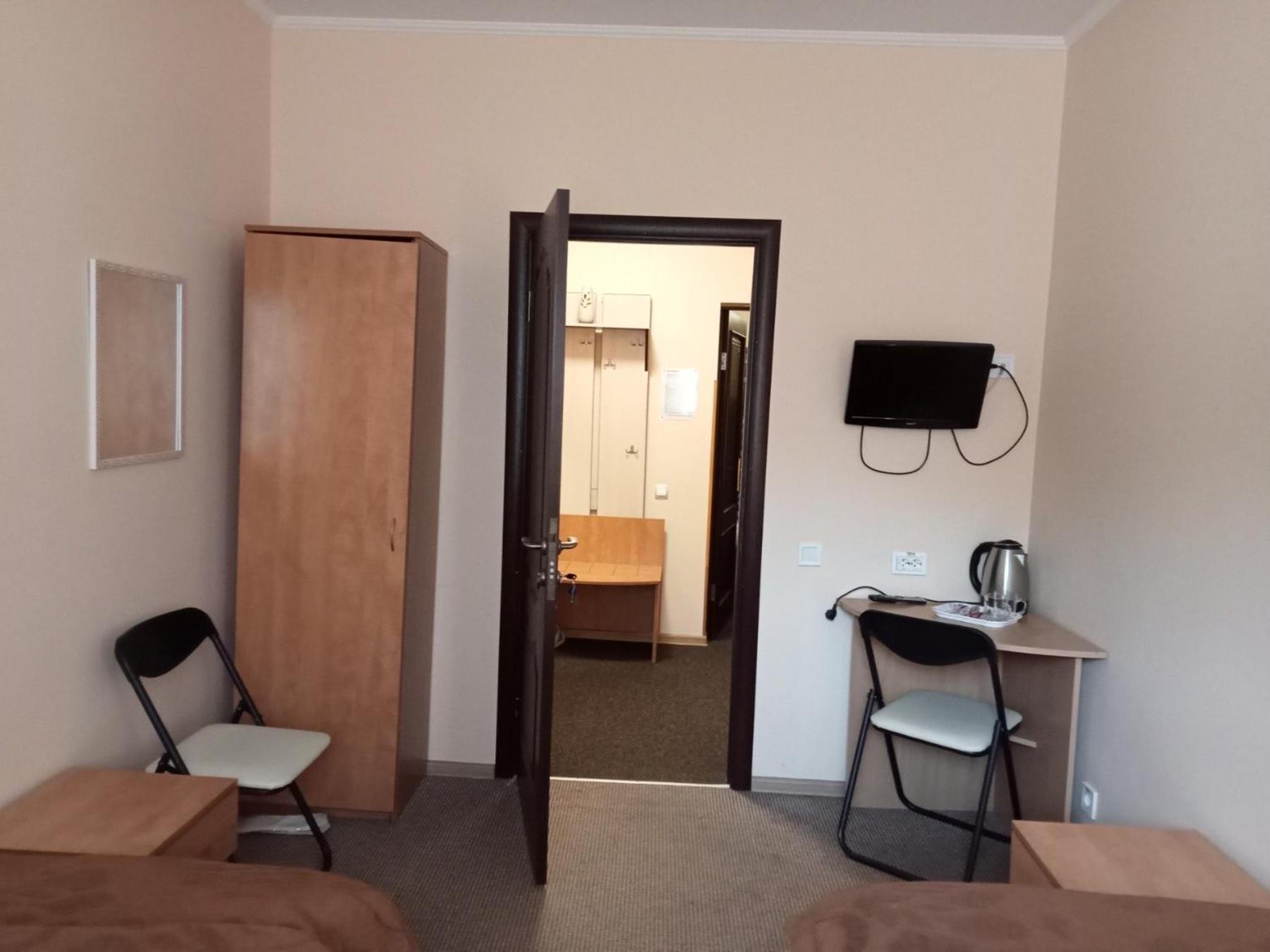 לבוב Hostel Iskra מראה חיצוני תמונה