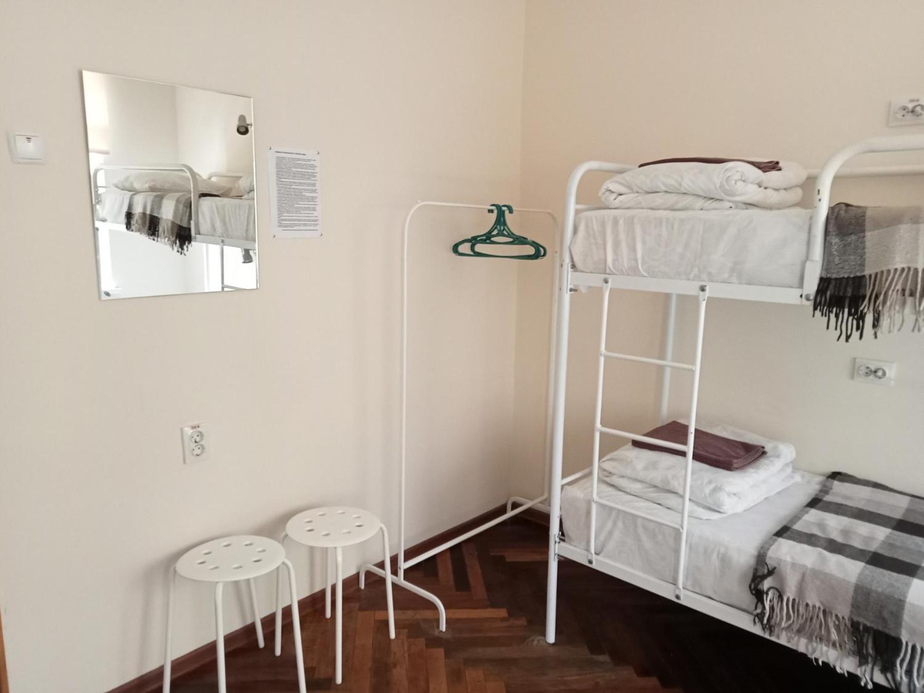 לבוב Hostel Iskra מראה חיצוני תמונה
