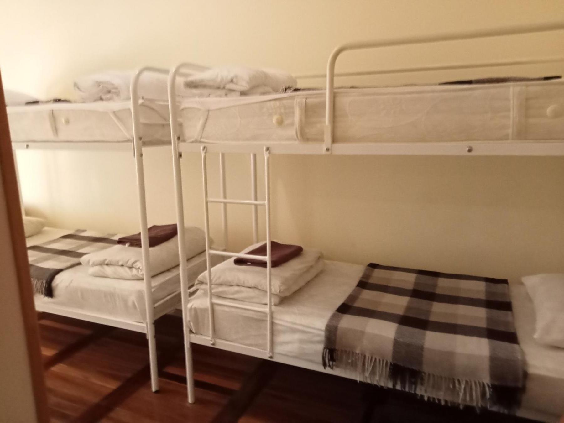 לבוב Hostel Iskra מראה חיצוני תמונה